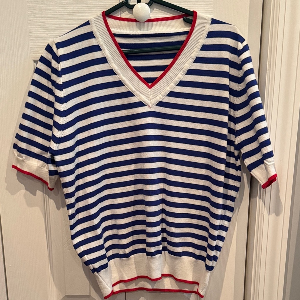 Striped V-Neck Short Sleeve Sweater
